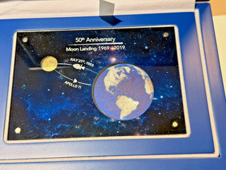 Mondlandung 50. Jubiläum 2 Münzen Set 0 5Gr Gold 1Oz Silber Barbados 2019