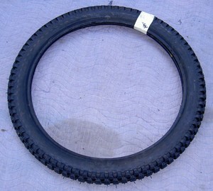 Avon-2-75-20-Trials-Supreme-NOS-tire-fits-pre-war-AJS-Matchless-some-BSA-B50