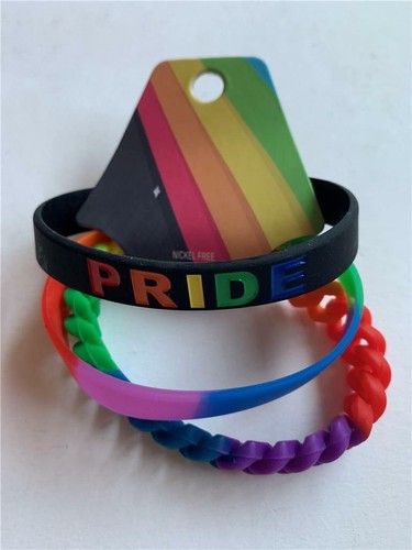 Lot De 50 Bracelets Arc-en-ciel En Silicone Avec Drapeau De La Fierté – Bracelets Gay Pride Pour Homme Et Femme (A, M
