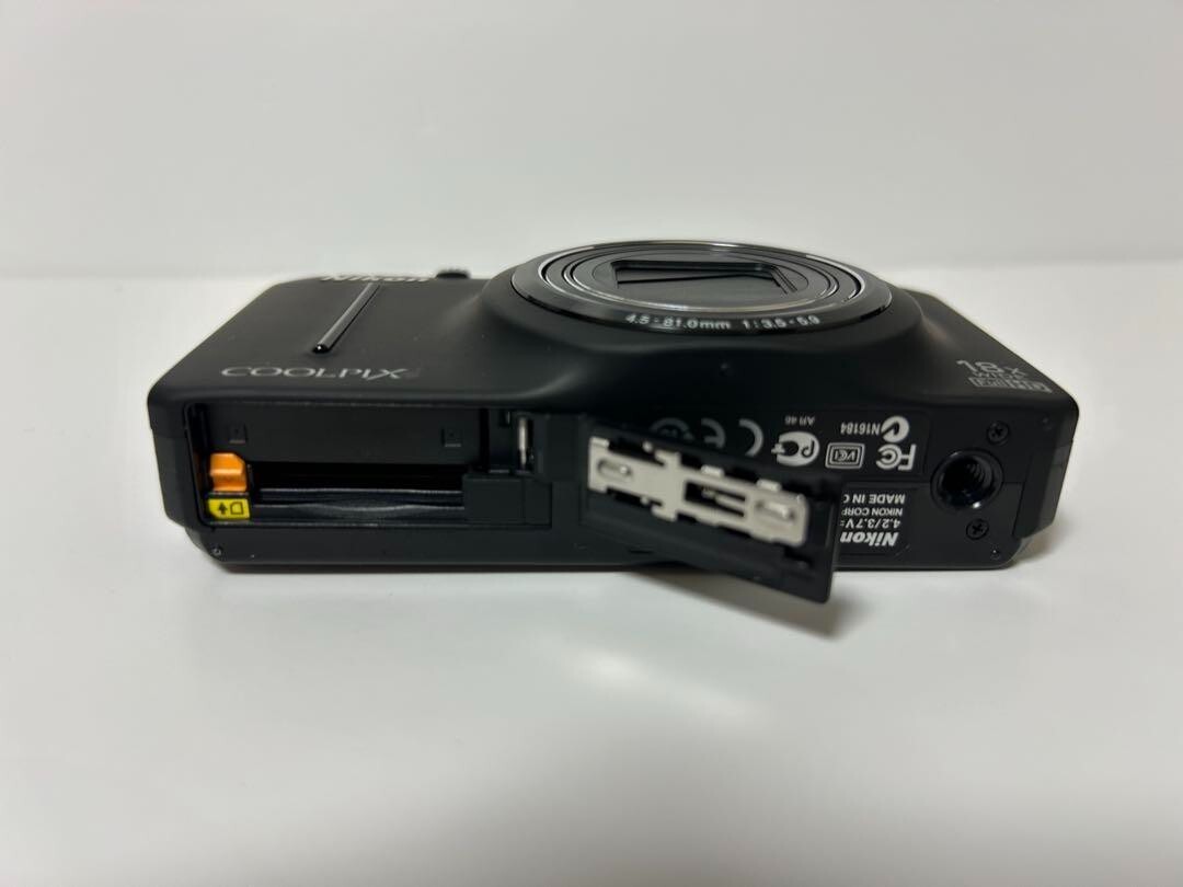 Nikon Coolpix S9300 Digital Camera 16.0MP Black From JAPAN / Good