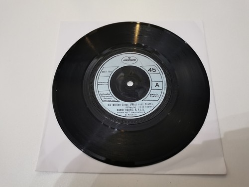 rahni harris & FLO six million steps 7" vinyl record very good condition - 第 1/2 張圖片