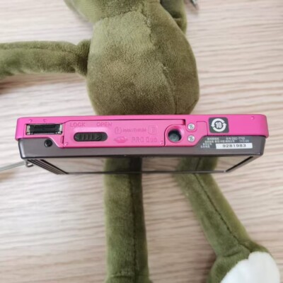 SONY Cyber-shot DSC-T700 10.1MP CCD Vintage Digital Camera - 90