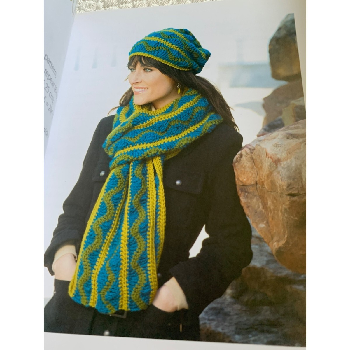 Leisure Arts Hats & Scarves For The Family Knitting Book - 5 Project Patterns