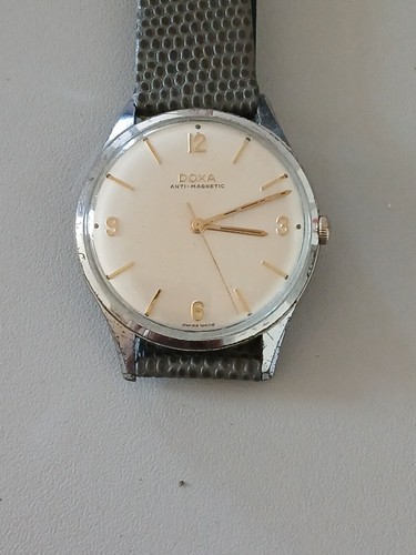 1960's DOXA antimagnetic, manual winding, 34.5mm, 17 jewels, offers welcome