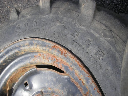 Jim Dandy Economy 14HP Power King 1614 1612 Tractor Rear Ag Wheels Goodyear 7-16 - Picture 4 of 14