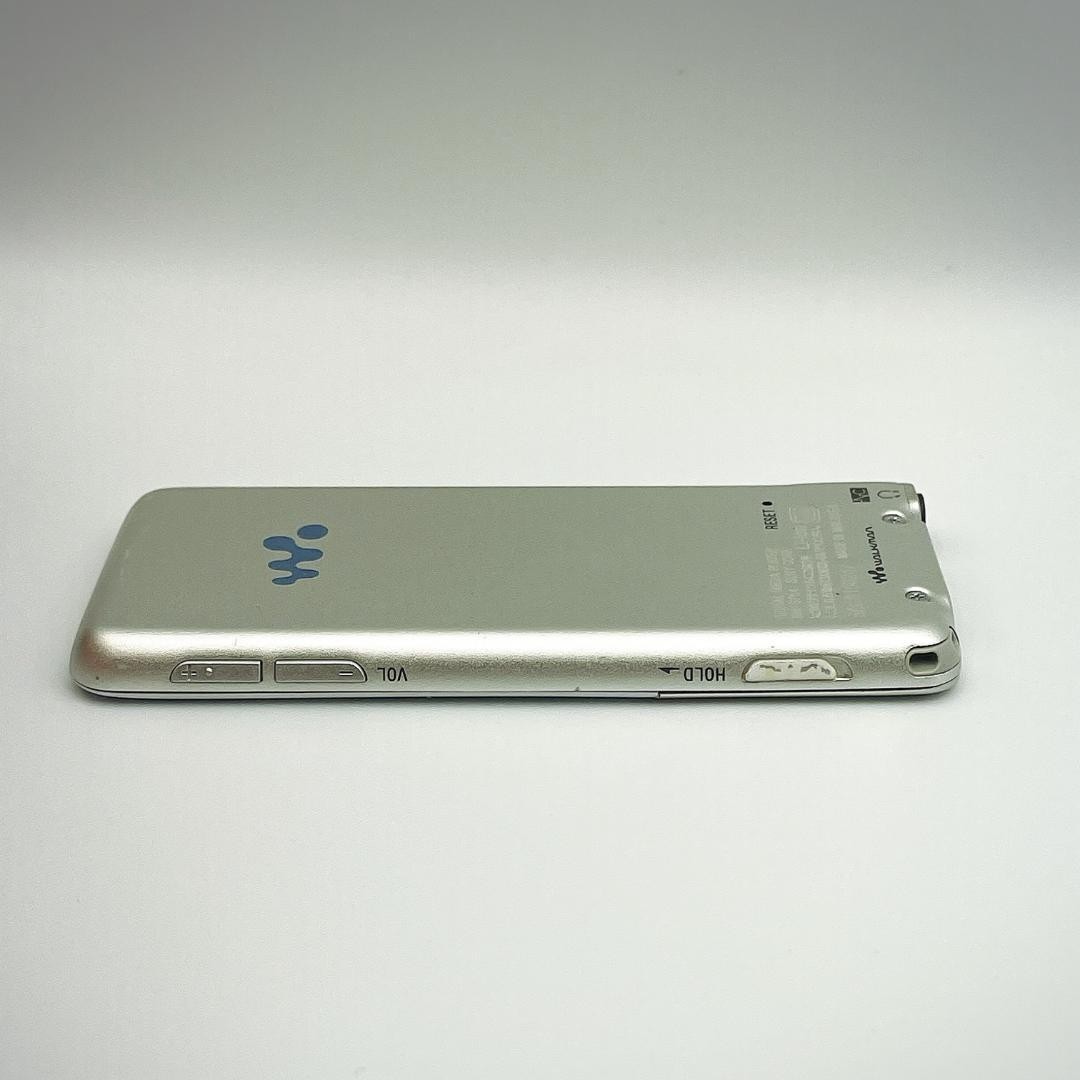 Sony Walkman NW-S754 8GB White Noise Canceling Digital Music