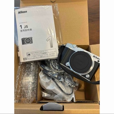 Nikon Nikon 1 J5 W Zoom Lens Kit SILVER Mirrorless Single Lens