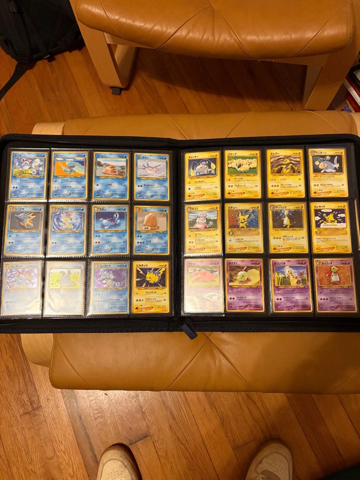 Conjuntos Pokémon Japoneses - Neo Genesis, Neo Discovery, Neo Revelation, Neo Destiny Foto 2 de 4