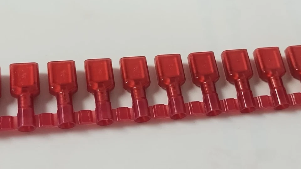 NEW≈ 1.5K RL PANDUIT DNF18-250FIB-3K 0.250" QC F 18-22 AWG Crimp Con Fully Insul - Image 4 of 4