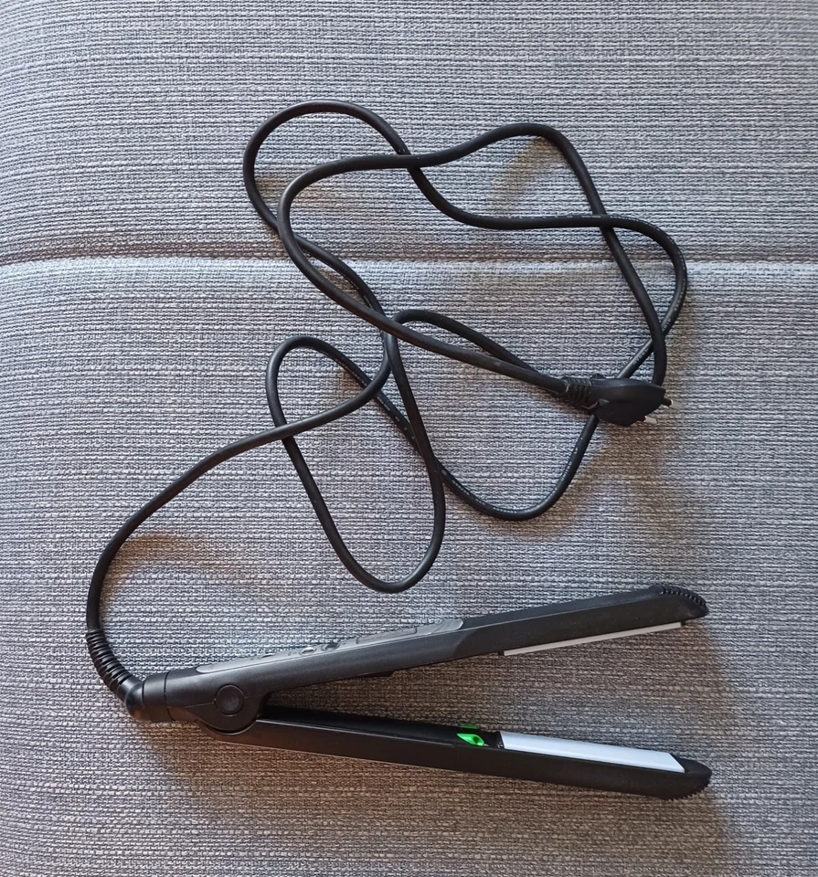 Braun Glätteisen Satin Hair 7 Typ 3546 - Sehr gut erhalten!