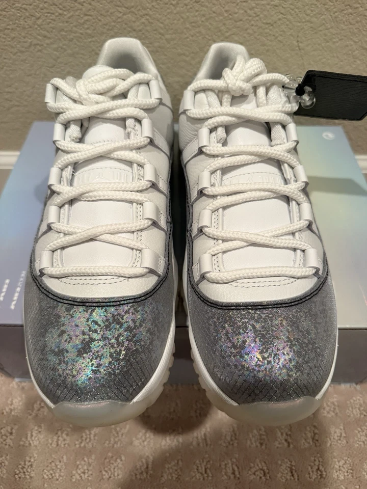 $Caja Completa $Hombre Air Jordan 11 Retro Bajo Año de la Serpiente HQ7000-001 Multi Talla Foto 3 de 4