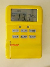 CONTATORE GEIGER PROFESSIONALE - RILEVATORE DI RADIOATTIVITA' - DOSIMETRO - USA