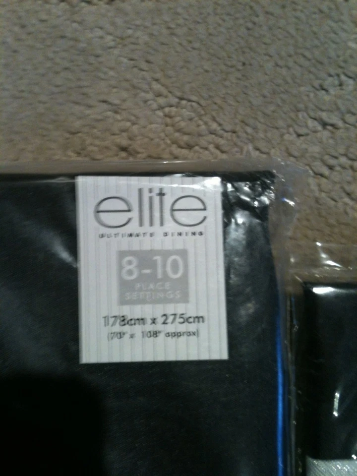 17 pc set Holiday Black tablecloth, placemats, napkins w/silver trim  - Image 2 of 4