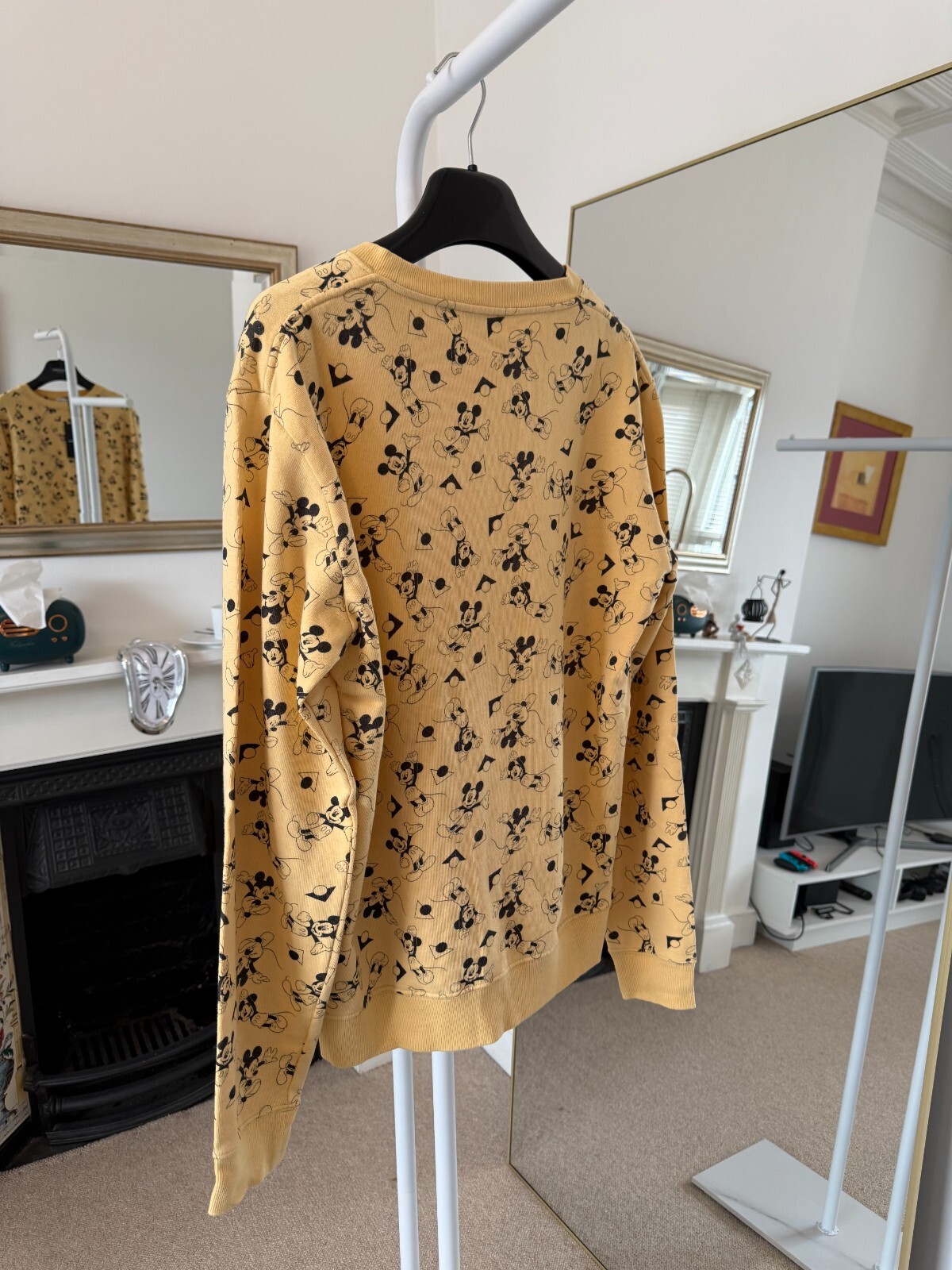 Maglione Saint Laurent x Disney Topolino