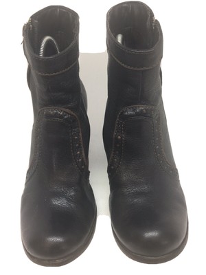 black ankle boots size 4