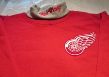 Detroit Red Wings Majestic Youth Sweatshirt XL Turtleneck NHL Vintage Items