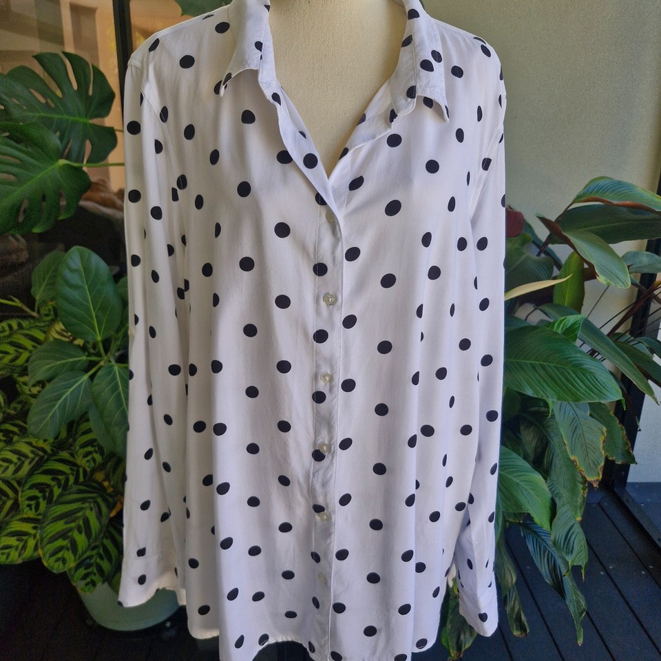 14 French Connection white viscose button up shirt black dots