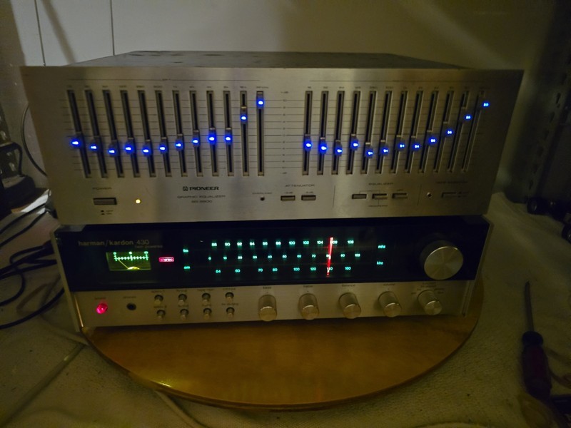 PIONEER SG-9800 BLUE FLUOROSCAN GRAPHIC EQUALIZER PROFESSIONALLY SERVICED VIDEO 