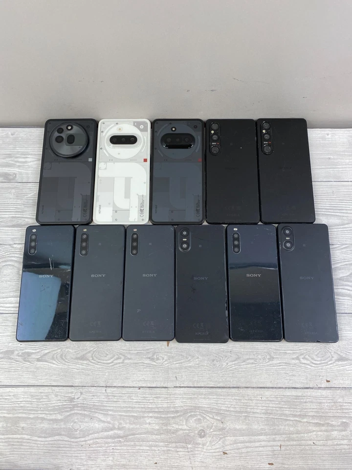 Bulk Job Lot - 11x SONY/NOTHING Dummy/Display Phones - Mixed Models - Image 2 of 2