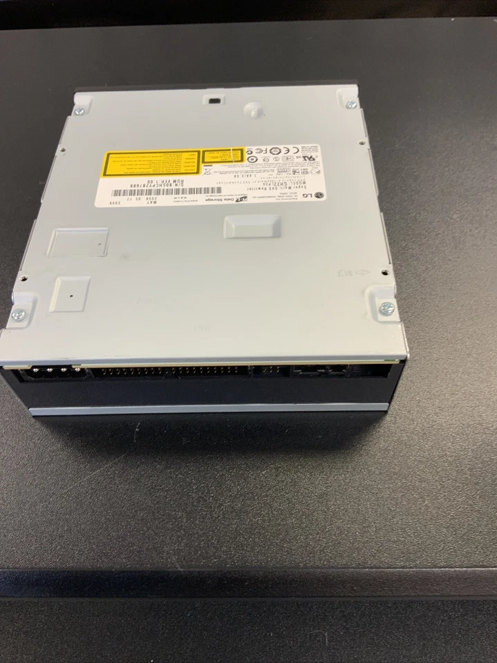 LG GH22NP20 DVD Burner 22X DVD+R 8X DVD+RW 22X DVD-R 16X DVD-ROM 48X CD IDE - Image 2 of 3