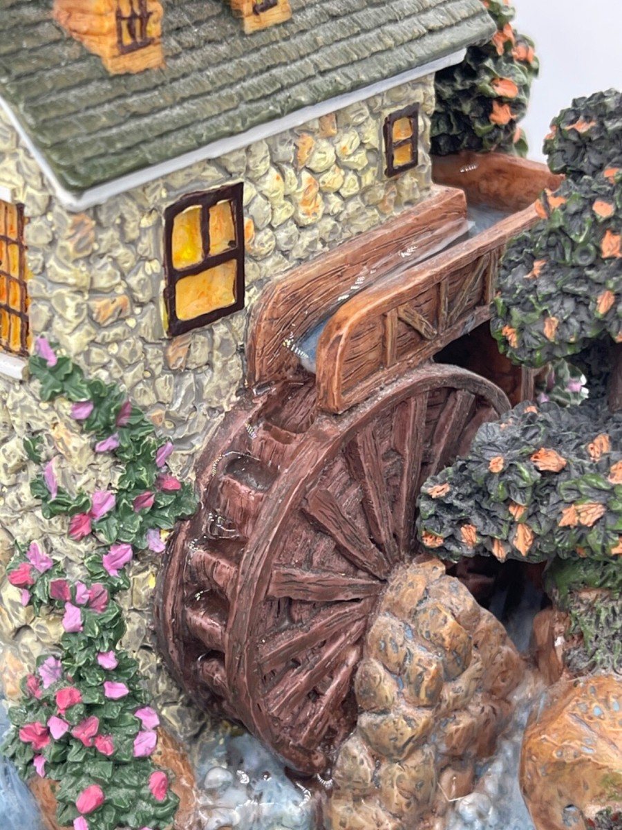 トーマスキンケード ヴィンテージ ステンドグラス 祈りの庭園 丸型 箱付き 風景 s-l1200.jpg