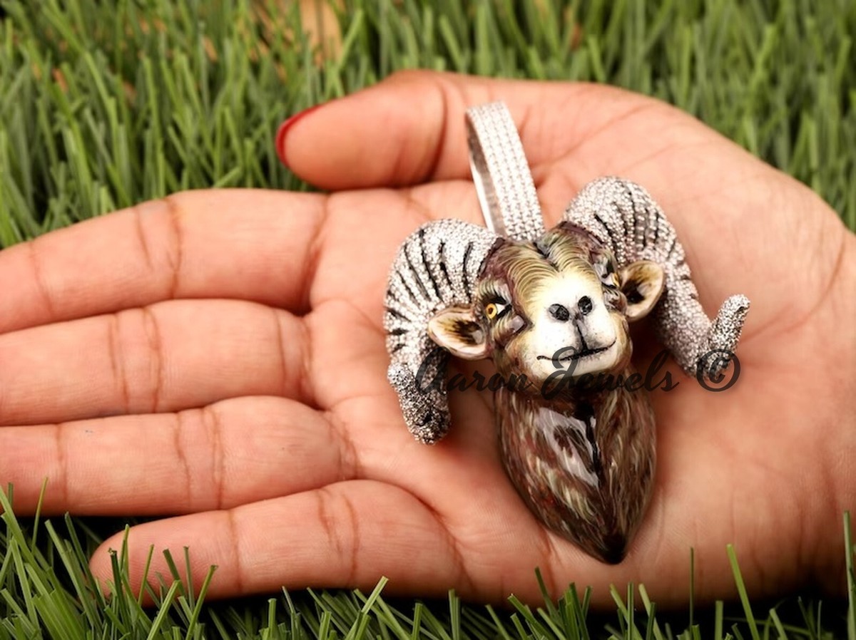 D/VVS1 MOISSANITE Classic 3D ENAMEL GOAT Men's Pendant REAL D/VVS1 MOISSANITE Classic 3D ENAMEL GOAT Men's Pendant REAL