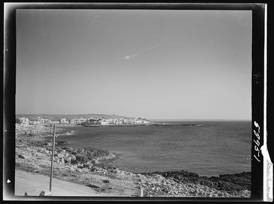 Photo:Coastline Townscape Unknown 1930s-1940s Seaside Village Harbor View
