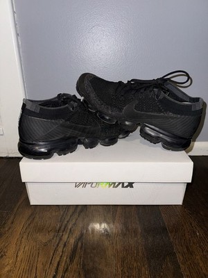 Nike Air Vapormax Flyknit 2.0 Triple Black Dark Grey 849557-006 Women's Size 11
