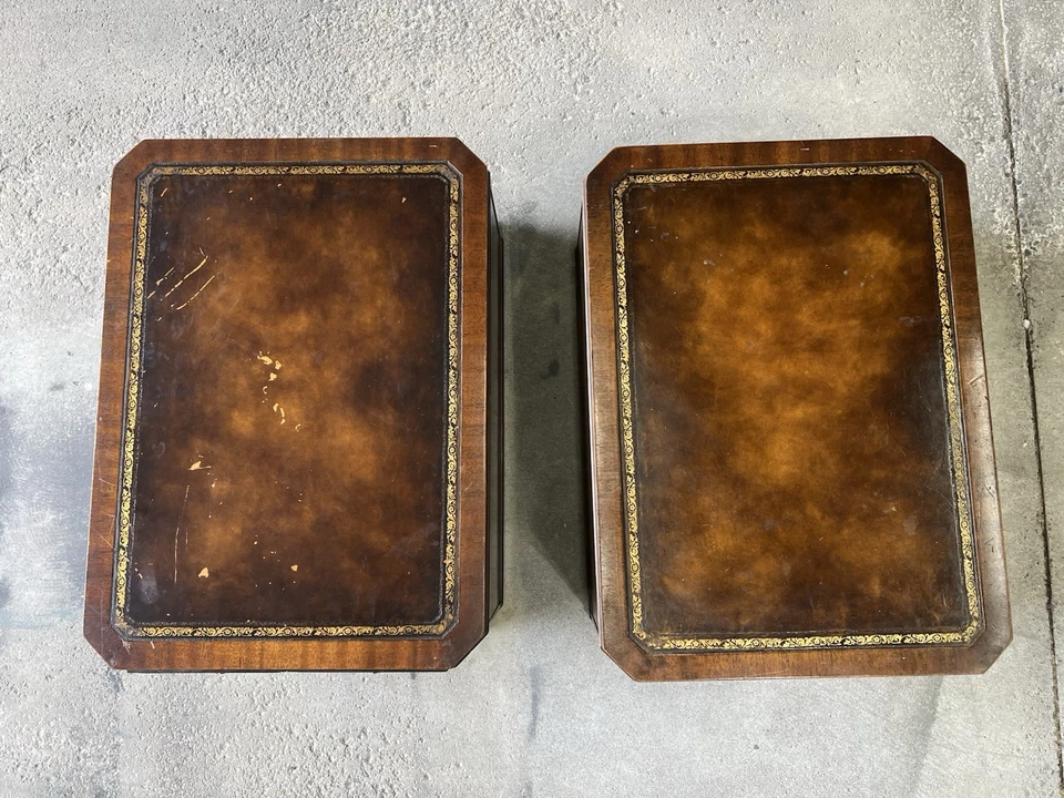 Mesas cubiertas de cuero Weiman Foto 4 de 4