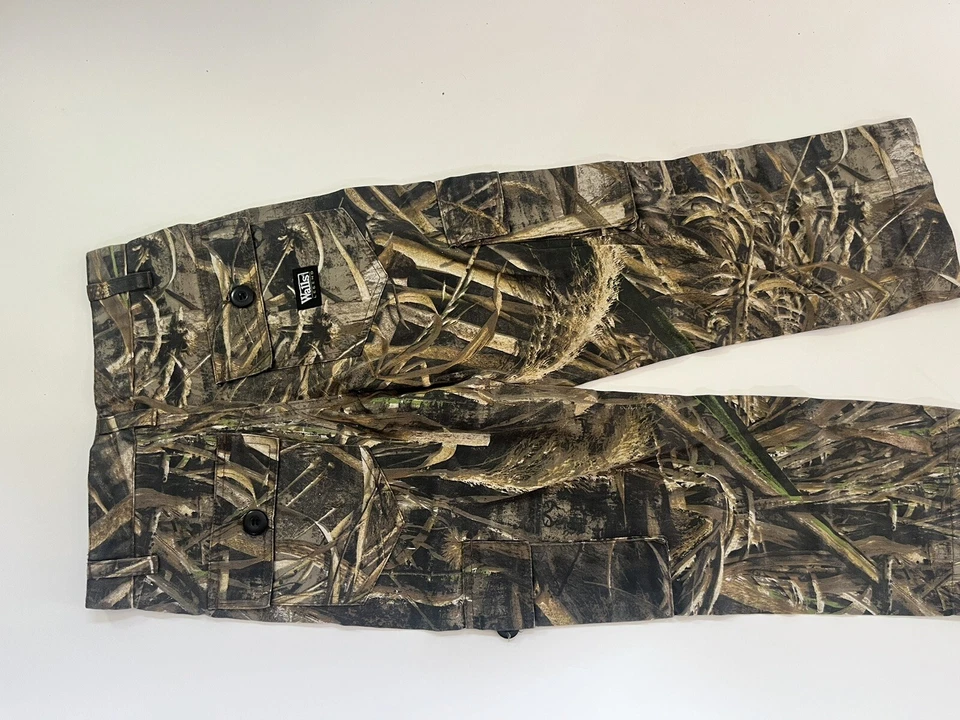 Walls Legend Realtree Xtra Camo Pants Regular Youth S 6-7 Hunting Pants - Image 4 of 4
