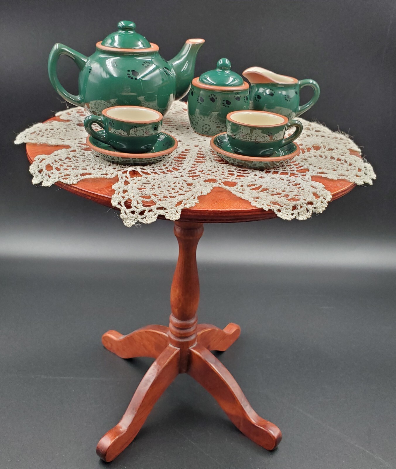 9 Piece Bearware Pottery Works Boyds Bears Ceramic Mini Tea Set Green W/ Table