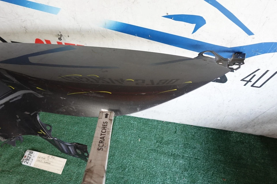 Guardabarros pasajero derecho Acura TL 2004 2005 2007 2008 OEM AY29276 con abolladuras Foto 2 de 4