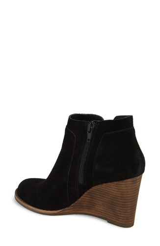 Lucky Brand Yabba Boot Black Suede Cut 