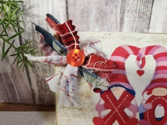 New Valentine's distressed wood plaque - Image 2 of 2