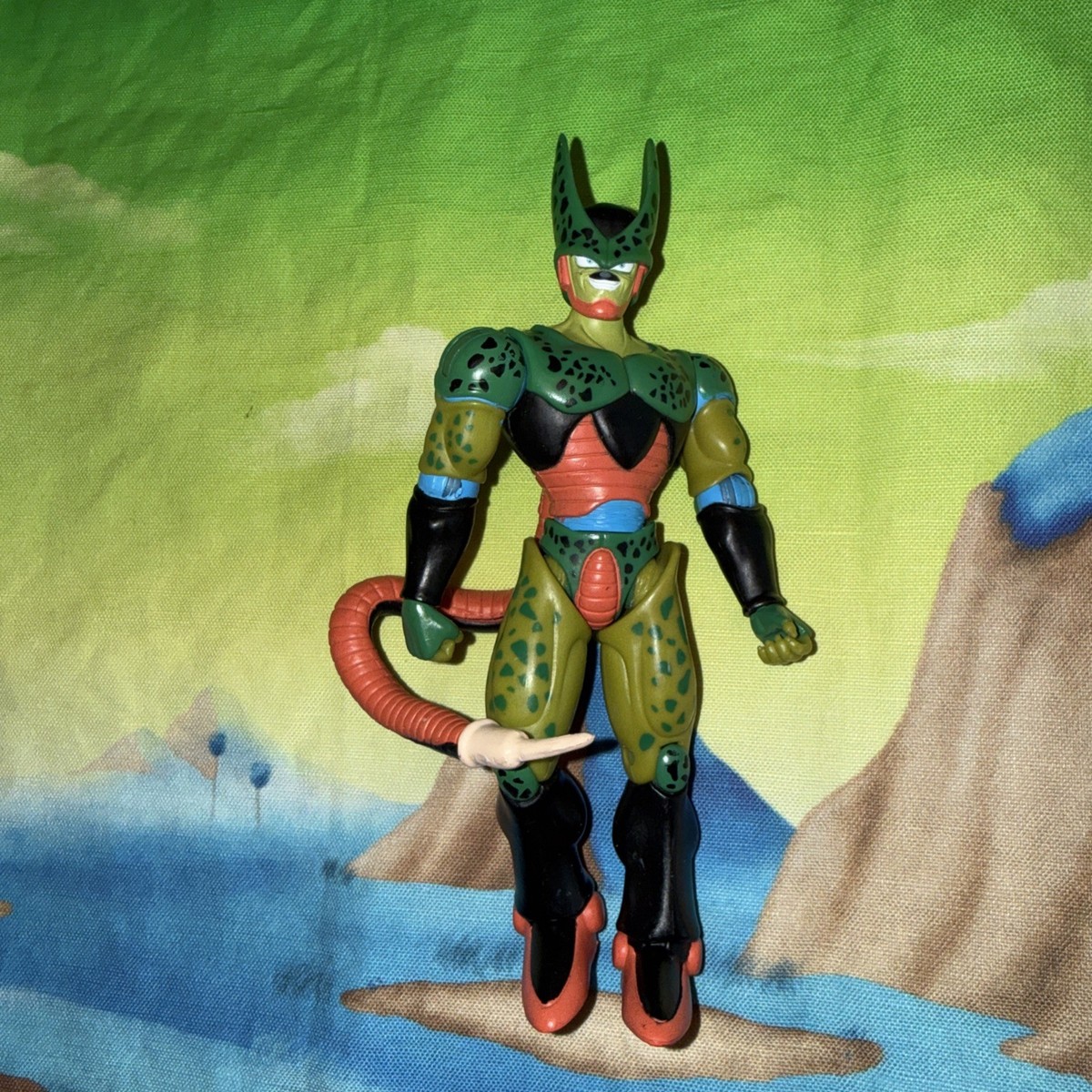 Dragon Ball Z Semi-Perfect Cell Jakks Pacific WITH TAIL - RARE EUC