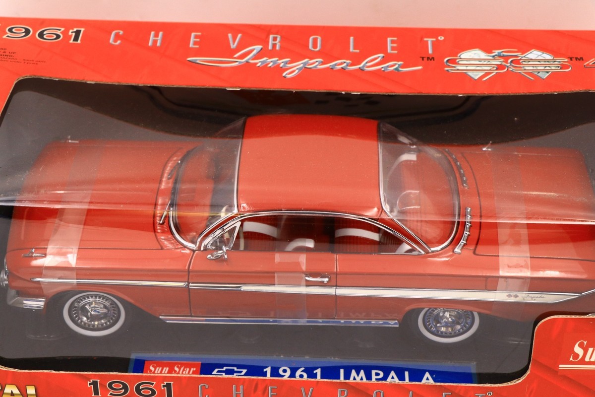 Chevrolet Impala SS 409 Rouge 1961 - Sunstar 1/18 - 2100 - Occasion