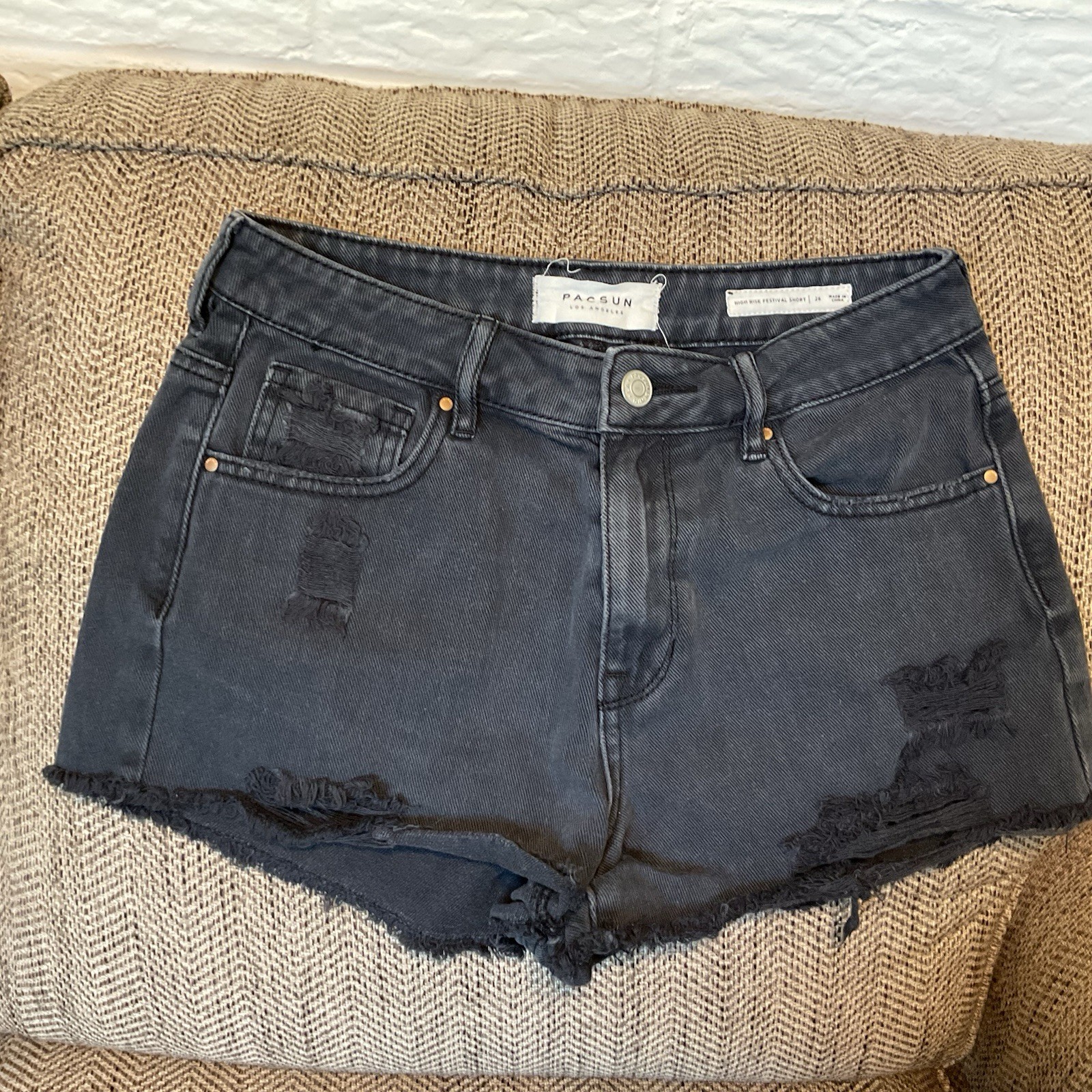 PacSun High Rise Festival Jean Shorts Women’s Black Distressed Size 26