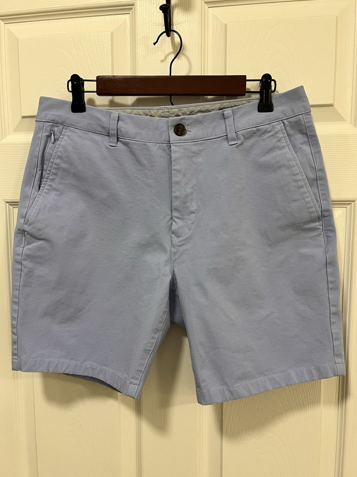 Shorts Size 32, 7inch Inseam, Light Blue Performance