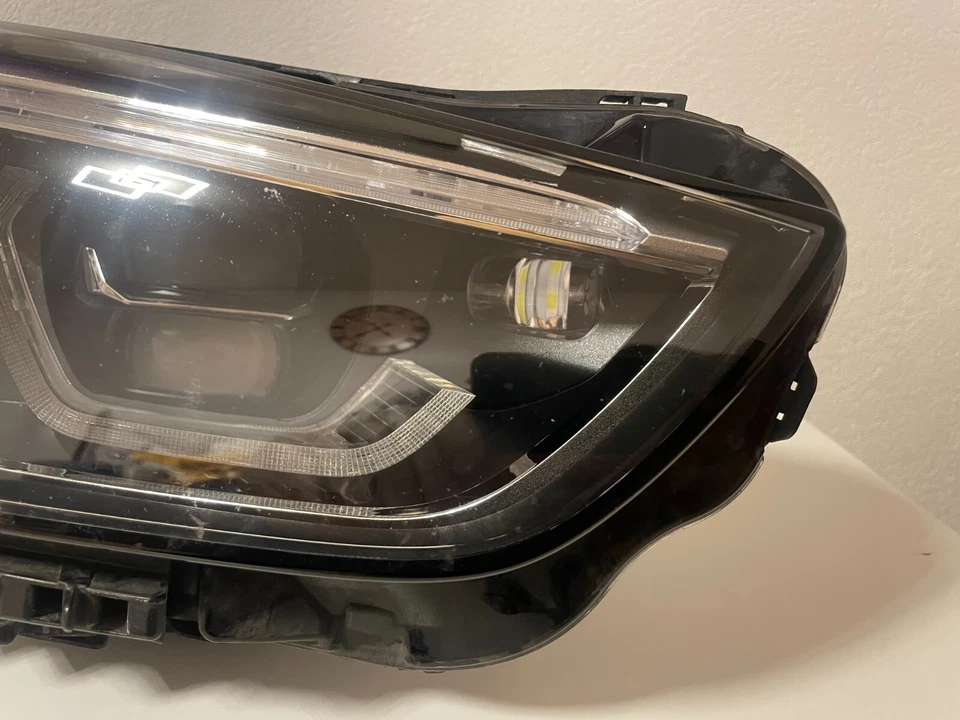 Original BMW X1 F48 FACELIFT Bj.19-21 Voll LED Scheinwerfer rechts 63115A01178 - Bild 3 von 4