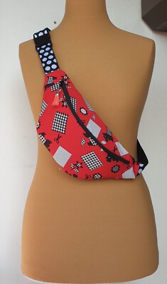 #2028 Doro Thomalla Gürteltasche Bauchtasche Hipbag Gassi Terrier Hund Dog  
