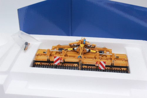 601802 Alpego Poker C/Paker Bodenfräse 1/32 - Farm Models & Farm Toys
