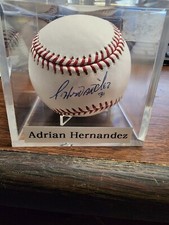 AUTOGRAPHED BASEBALL ADRIAN HERNANDEZ TORONTO BLUE JAYS