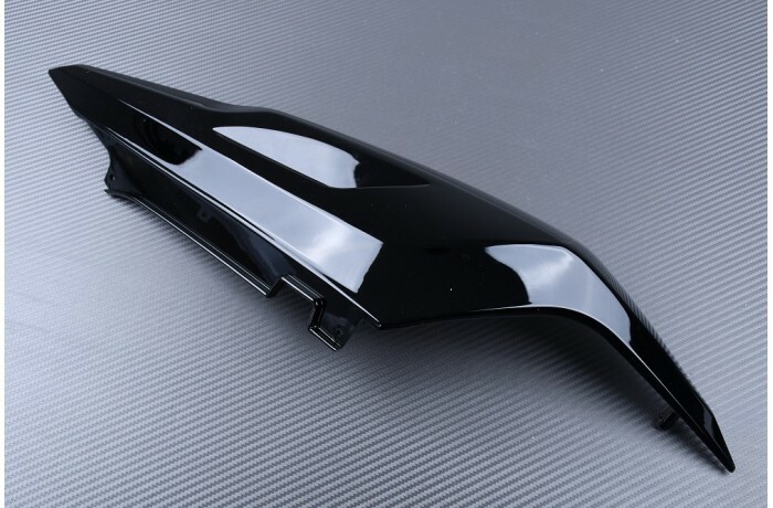 Carénage arrière Aprilia RS 125 réparer flanc gauche cassé noir