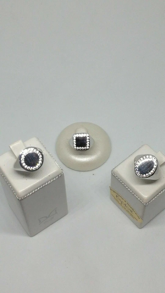 Anello Chevalier Argento 925/1000 Rodiato - Bordo Zirconato con Gambo Regolabile - Immagine 2 di 2