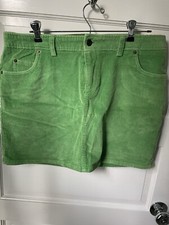 Vineyard Vines Women's Green Corduroy Mini Skirt Size 8 Preppy