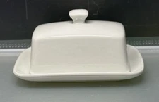 Palate & Plate Rectangular White Covered 6" x 4" Butter Dish Keeper