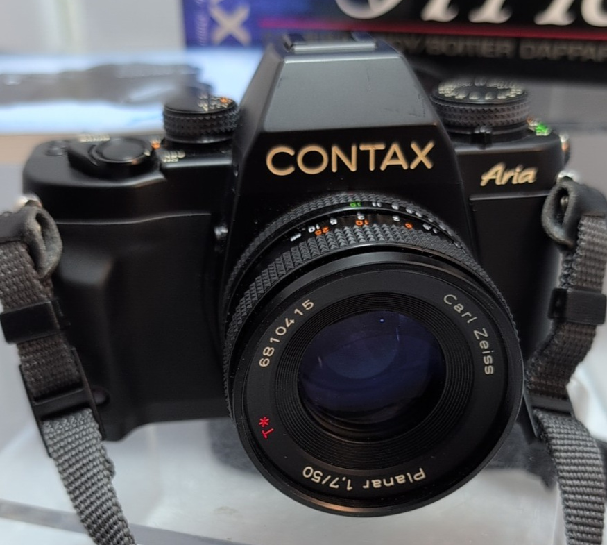 NEAR MINT] Contax Aria 35mm Film SLR Camera + Planar T* 50mm f/1.7
