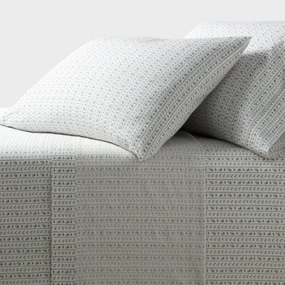 Threshold 250 Thread Count Organic Cotton Percale 4-Piece Sheet Set
