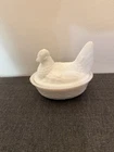 VINTAGE Westmoreland Milk Glass White Hen on Nest 5.5 ”