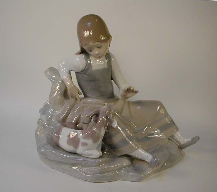 LARGE Lladró Figurine #4756 "Girl with Goat" 